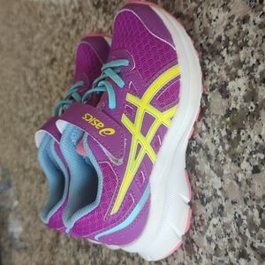 Girls Asics Sneakers